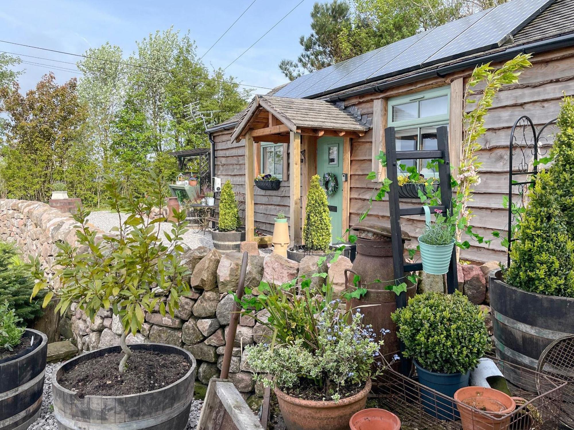 Little Pines Lodge Rushton Spencer Экстерьер фото