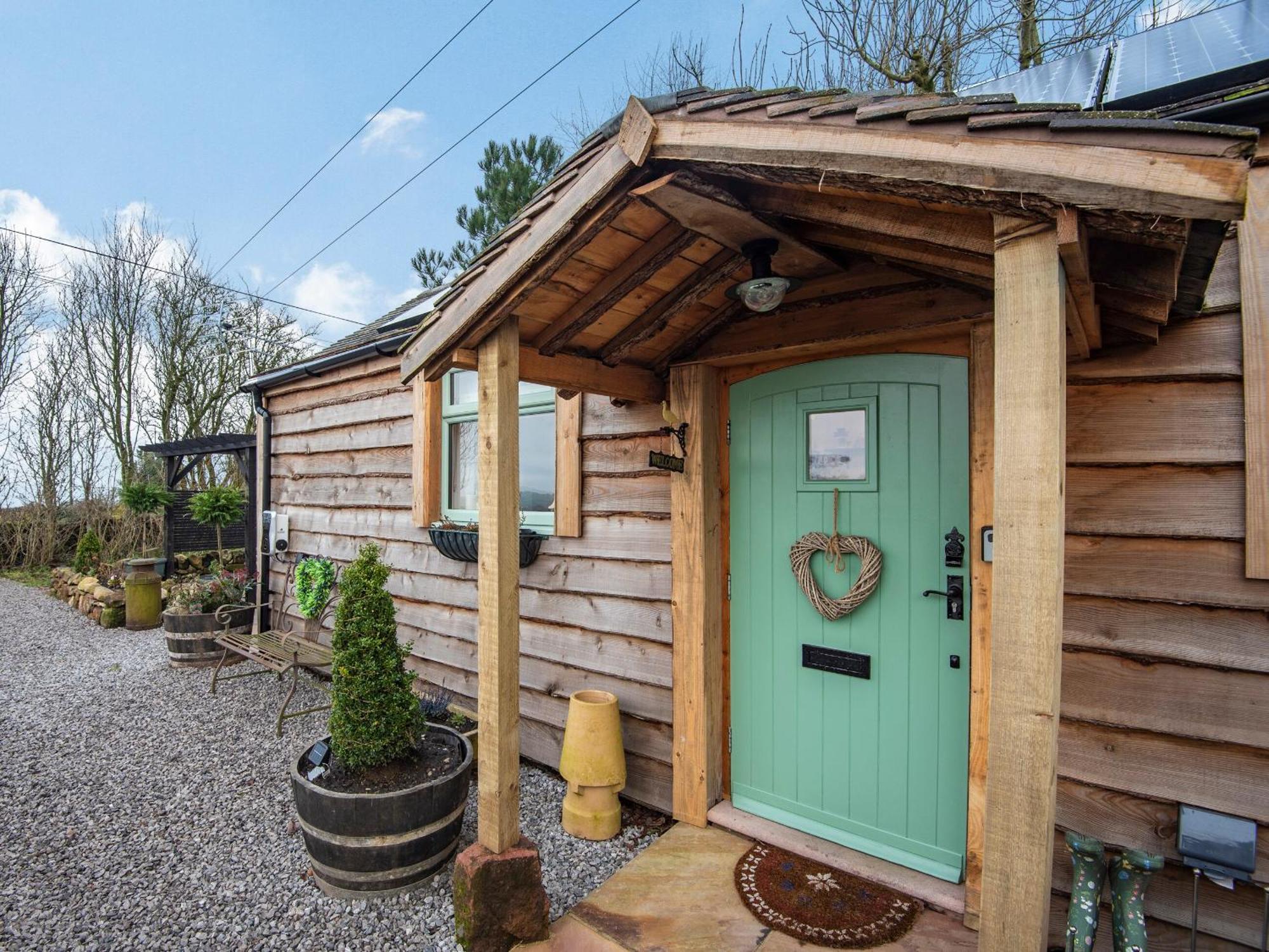 Little Pines Lodge Rushton Spencer Экстерьер фото